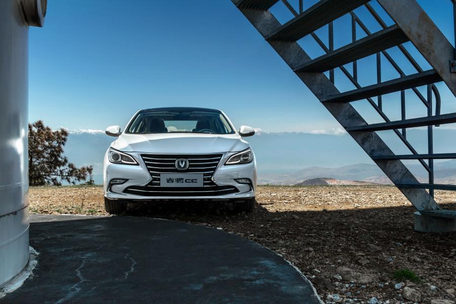  Changan Raeton CC 2017 года  (фото 2 из 15)